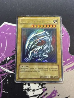 Yugioh Blue-Eyes White Dragon SDK-001 Ultra Rare Unlimited DMG Holo Bleed - Image 4