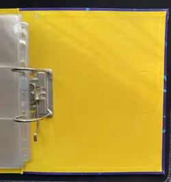 Pokemon TCG Vintage Pikachu 2 Ring Binder Year 2000 Used. - Image 5