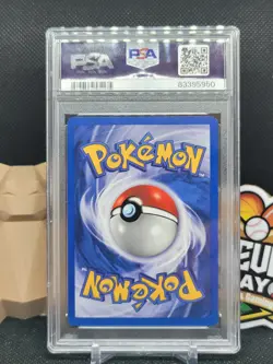Clefable HOLO Base set 2 5/130 PSA 8 (CBR) - Image 2