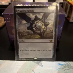 MTG x1 Pearl Medallion NM - Image 1