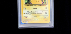 1999 Pokemon - Pikachu Yellow Cheeks 58/102 Base Set PSA 6 - Image 3