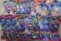 Pokemon DAMAGED Phantasmal Flames / Surging Sparks SEE DESCRIPTION Lot of 19 - Image 1