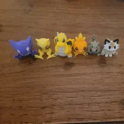 Pokemon Booster Pack and Figure Bundle! 6 packs and 6 random figures! Fusion+ - Image 2