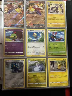 Pokemon cards 90 cards in the binder - Image 2