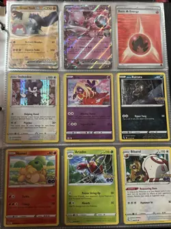 Pokemon cards 90 cards in the binder - Image 4