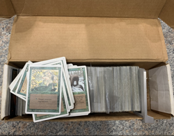 Magic: The Gathering MTG Vintage Lot of 750+ Cards, Revised, to Chronicles Sets! - Image 1