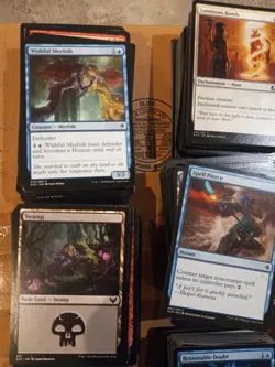 Magic: The Gathering Cards Large Lot of 900 Plus, Lots Of Commons And Hologram - Image 2