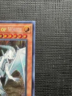 Yu-Gi-Oh! Dragon Spirit Of White LCKC-EN018 1st Edition Secret Rare NM - Image 3