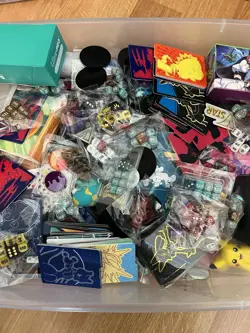 HUGE Pokemon TCG Accessories Lot Sleeves Coins Dividers Energy Dice Binders! ?? - Image 3