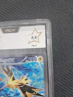 Carte Pokemon Electhor EX FULL ART 202/165 PCA 9.5 Pokemon 151 / 2023 OPAQUE - Image 5