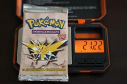 21.22g Pokemon 1st Edition Fossil Booster Pack Factory Sealed Zapdos WOTC Sealed - Image 1