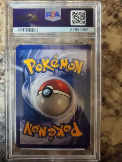 1st Edition Pokemon 1999 Fossil Shellder PSA Grade 8 - Image 2