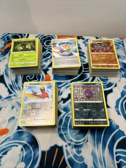 SWSH/SM/ETC Pokemon Card Bulk Lot 500+ Cards All HOLO REVERSE HOLO SWSH + Older - Image 1