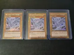 3x Blue-Eyes White Dragon Gold Secret Rare Playset MVP1-ENG YuGiOh! NM - Image 2