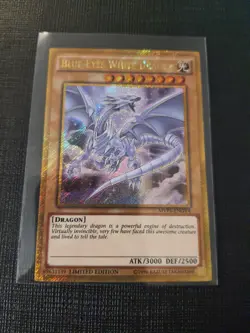 3x Blue-Eyes White Dragon Gold Secret Rare Playset MVP1-ENG YuGiOh! NM - Image 5