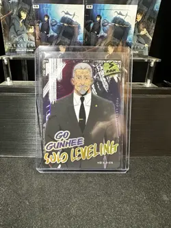 ☆SR SL1E-076 GO GUNHEE Alt. Art PARALLEL Solo Leveling Mapniverse Card - Image 1