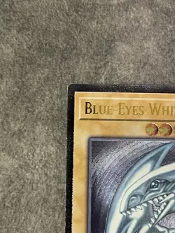 Blue Eyes White Dragon OP28-EN001 Ultimate OTS Tournament Pack 28 - Image 2