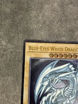 Blue Eyes White Dragon OP28-EN001 Ultimate OTS Tournament Pack 28 - Image 3