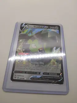 Galarian Stunfisk V - 128/189 Pokemon Holo Foil Rare Card DARKNESS ABLAZE - Image 2