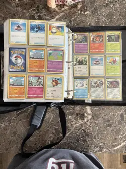 Pokemon Cards lot MASSIVE. Both binders & box are full. Mint condition - Image 4