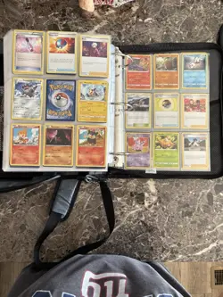 Pokemon Cards lot MASSIVE. Both binders & box are full. Mint condition - Image 5