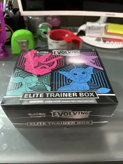 Pokemon TCG: Evolving Skies Elite (SWSH07) Trainer Box ETB New & Sealed - Image 2
