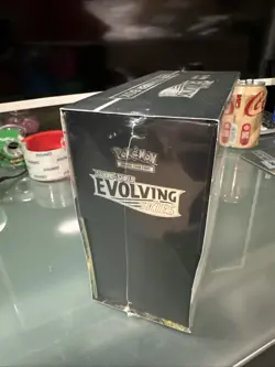 Pokemon TCG: Evolving Skies Elite (SWSH07) Trainer Box ETB New & Sealed - Image 5