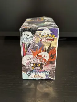 Chilling Reign Booster Box -Pokemon TCG Sword & Shield With Plastic Case 820650818462 - Image 3