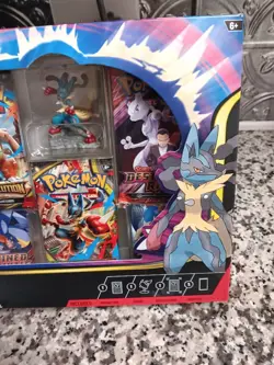 POKEMON TCG MEGA LUCARIO ACTION FIGURE COLLECTION BOX WITH CARDS SEALED - Image 4