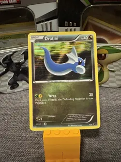 Dratini 1/20 Pokemon Black & White Dragon Vault Holo - Image 1