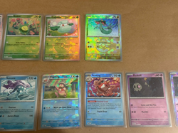 Prismatic Evolutions Pokeball and Master ball lot of 39 cards - Image 3