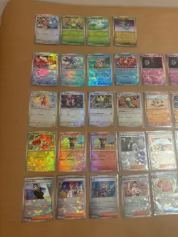 Prismatic Evolutions Pokeball and Master ball lot of 39 cards - Image 4