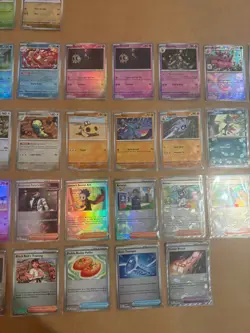 Prismatic Evolutions Pokeball and Master ball lot of 39 cards - Image 5