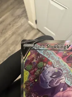 Pokemon Galarian Slowking V TCG Card 099/198 Chilling Reign Near Mint - Image 2