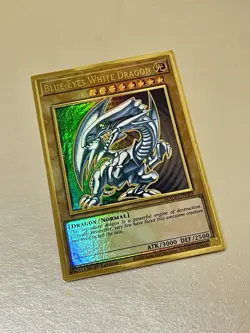 Blue-Eyes White Dragon | MAGO-EN001 | Premium Gold Rare | LP | 1st Ed | YuGiOh! - Image 1
