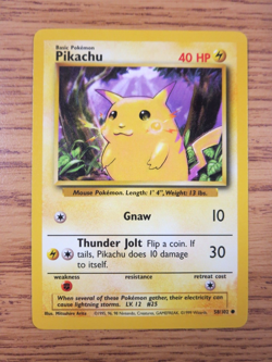 Pikachu 58/102 Base Set Unlimited Common Pokemon 1999 KP - Image 1