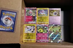1000+ RANDOM Pokemon Cards. Includes Holos, REVERSE HOLOS, EX. - Image 3