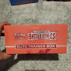 Pokemon TCG Sword & Shield 5 Battle Styles Elite Trainer Box Card Game - Image 2