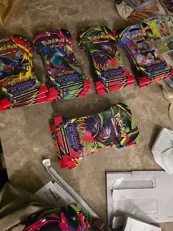 **NEW** Pokemon TCG Pokemon Phantasmal Flames 10x Booster Packs - Image 1