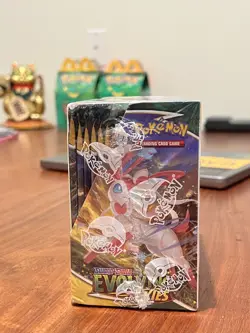 Pokemon TCG Sword & Shield Evolving Skies Booster Box Factory Sealed 36 Packs - Image 4