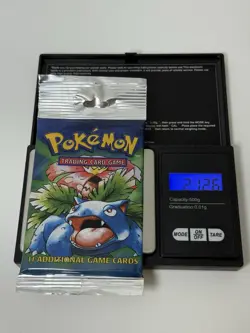 21.26g HEAVYU 1999 Pokemon Venusaur Art Base Set Booster Pack Long Crimp Hanger - Image 1
