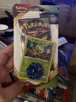 Pokemon TCG Vivid Voltage Checklane Blister Pack With Grookey Promo Card - Image 1