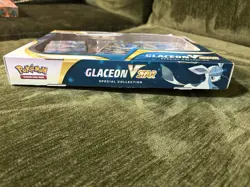 Pokemon TCG Glaceon VSTAR Special Collection Box Sealed - Image 3