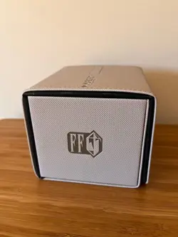 Ultra PRO - Magic: The Gathering - Final Fantasy Cloud Alcove Edge Deck Box - Image 4