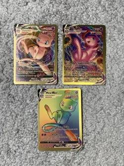 Pokemon Set of 3 Mew VMax HP310 Cross Fusion Strike Gold Foil Fan Art NM! - Image 1