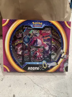 Pokemon TCG Hoopa v Box New Sealed, Evolving Skies Fusion Strike - Image 1