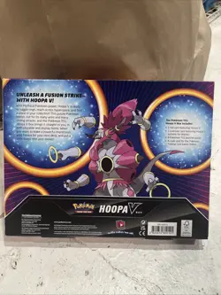 Pokemon TCG Hoopa v Box New Sealed, Evolving Skies Fusion Strike - Image 2