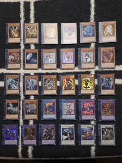 YU-GI-OH! Lot Of 700+ Card - Ultra Rare Rarity - 25th Anni. Rarity Collection II - Image 2