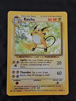 RAICHU 1999 Pokemon TCG Base Set Unlimited Holo Rare Card #14/102 - Image 1