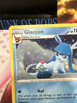 Glaceon SWSH192 Black Star Promo Holo Pokemon Card Brilliant Stars 2 SWIRLS - Image 2